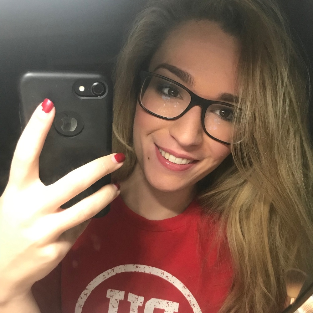 Meet your Posher, Carlee